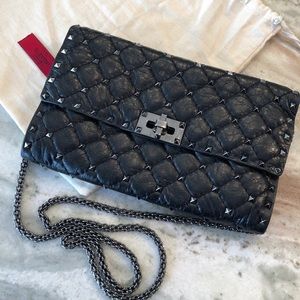 AUTHENTIC Valentino Rockstud Spike shoulder bag